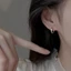 Bạc Kim Nữ Bông Tai Cảm Thấy Niche Vòng Tròn Ánh Sáng Bông Tai Sang Trọng Bông Tai 925 Thiết Kế Khóa Studs 2023 Trơn Bông Tai