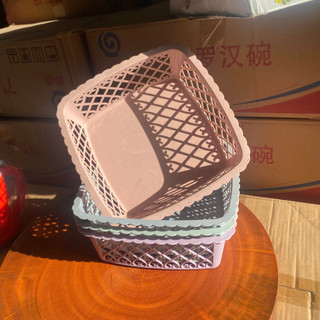 Rổ nhựa vuông đựng đồ đa năng nhiều màu dễ thương, rỗ đựng đồ tiện lợi