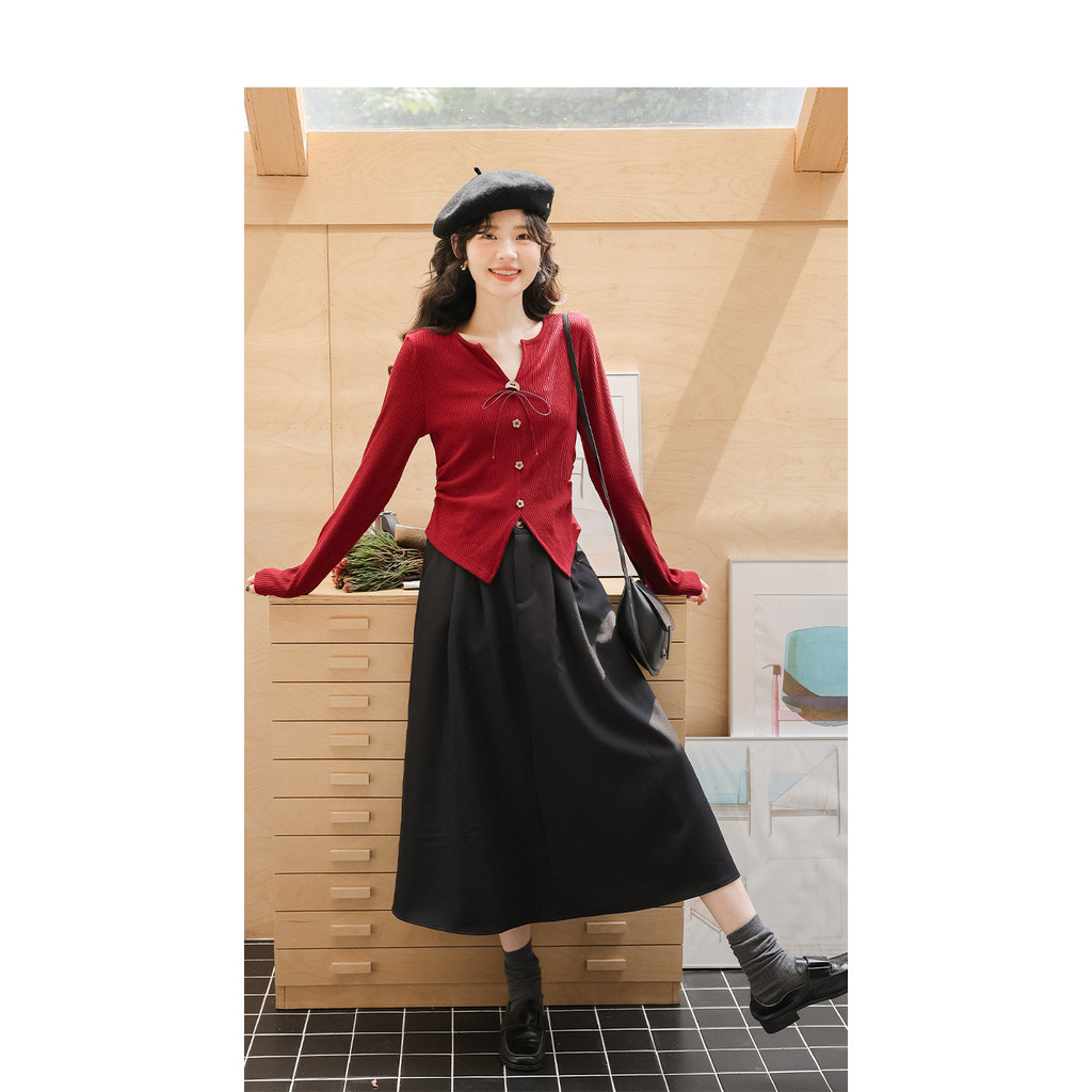 Mutu Phong Cách Pháp Chia Tay Dài Dệt Kim Nữ Mùa Xuân 2026 Thiết Kế Phong Cách Mới Niche Slim-fit Slimer Look Top