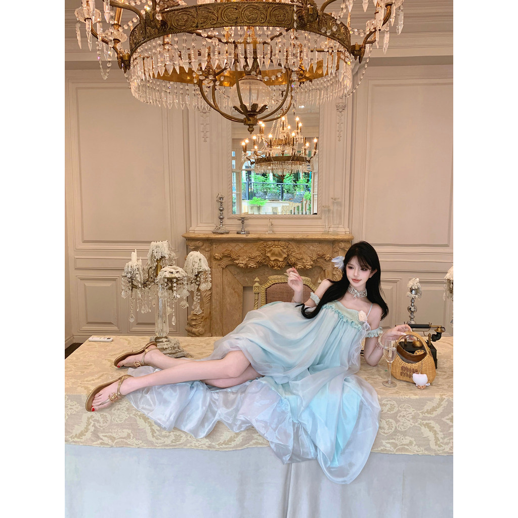 Đầm maxi trễ vai cúp ngựcđuôi dài thướt tha phong cách nàng thơ mùa hè