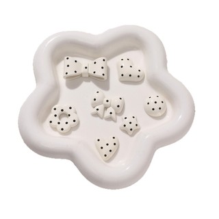 Phụ kiện acrylic DIY thời trang mới với họa tiết da báo, polkadot và nơ trái tim độc đáo