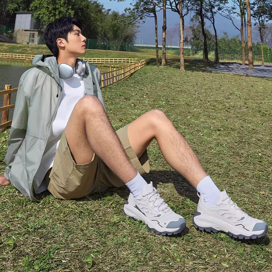 Giày đi bộ nam Camel Crown Kunlun Pro chống trơn trượt, thoáng khí, phù hợp cho đường dài ngoài trời