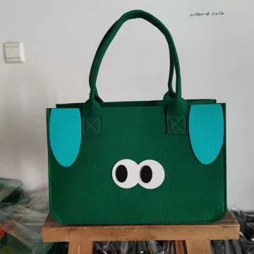 Túi tote hoạt hình Túi tote nỉ Túi nỉ dễ thương Túi tote Công nhân văn phòng Túi tote20260826