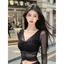 Đầu thu nhẹ nhàng dành cho con gái sang trọng Áo thun dài tay cổ chữ V ngắn Slim-Fit Pure Desire Gợi cảm Niche Celebr