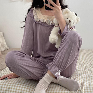 Đồ ngủ ren nữ xuân thu, công chúa, cổ rời tay dài, chất liệu sữa lụa có họa tiết, phù hợp cho cả nhà