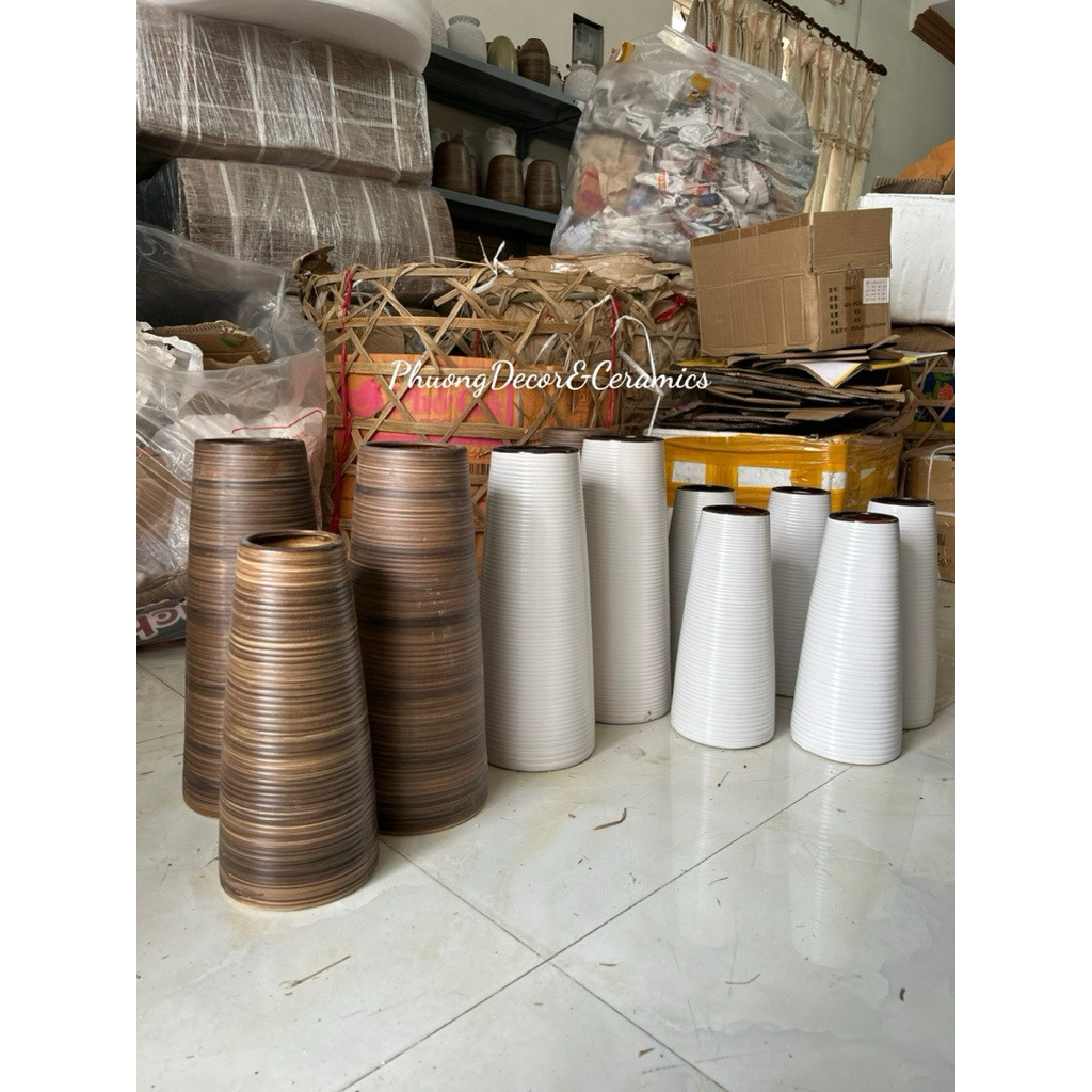 Bình Hoa Lọ Hoa Bát Tràng dáng Ống Dù trang trí phòng khách, decor studio, khách sạn