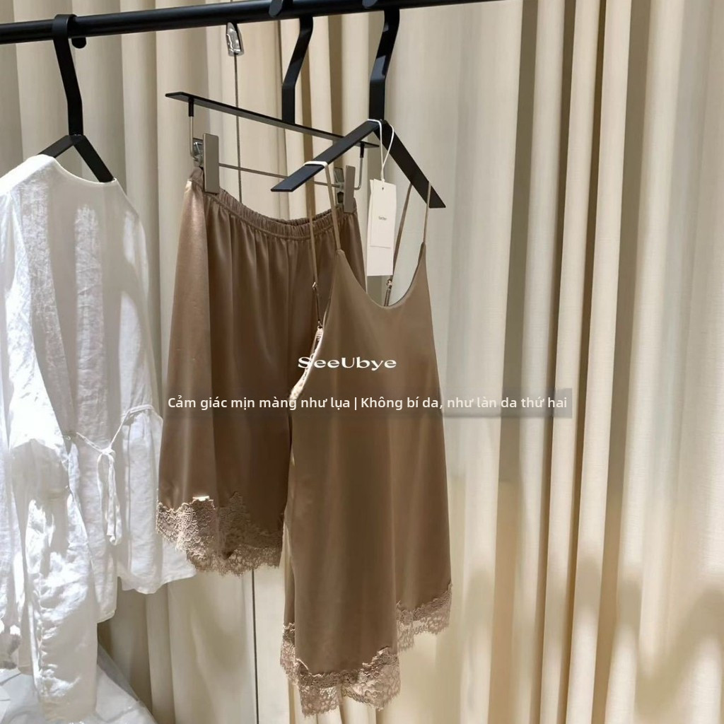 Đi kèm với cốc Bộ Đồ Ngủ Bộ Nữ Lụa Satin Áo Ngực Viền Ren Quần Short Nhà Có Thể Mặc Bên Ngoài Băng Homewear Phong Cách Hàn Quốc Cô Gái Sạch Sẽ Mùa Hè