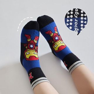 (2-9 tuổi) Set 5 Đôi Tất Chống Trơn Cho Bé Trai – Cotton Dày Dặn – Phong Cách Super Man