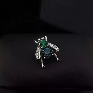 JULYHOT Vintage Ong Kim Cương Giả Thổ Cẩm Xu Hướng Sáng Tạo Côn Trùng Xòe Sáng Tạo Chống Ánh Sáng Pin Massivedeals