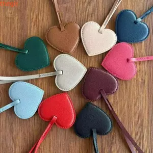 THEGIRL8B Pu Da Trái Tim Mặt Dây Chuyền, Móc Treo Hình Trái Tim Pu Tình Yêu Móc Khóa, Thời Trang Đáng Yêu Nhiều Màu Sắc Sáng Tạo Túi Charm Xe Móc Khóa