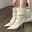 Phiên Bản Hàn Quốc Milky White Mũi Nhọn Nhăn Cao Gót Giày Bốt Ngắn Nữ Thu Đông Phong Cách Mới Stiletto Xếp Chồng Mỏng Giày Bốt Thời Trang