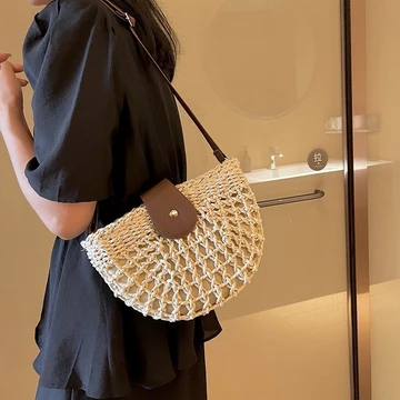 Women's Woven Straw Crossbody Bag – for the Beach