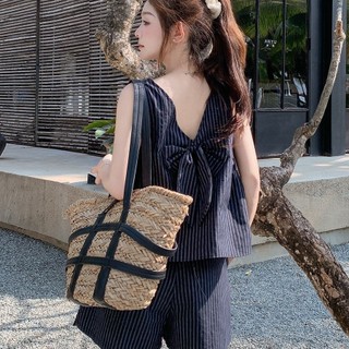 Bộ đồ sọc thời trang kiểu Pháp dành cho nữ, mẫu mới mùa hè, áo không tay hở lưng có nơ + quần short