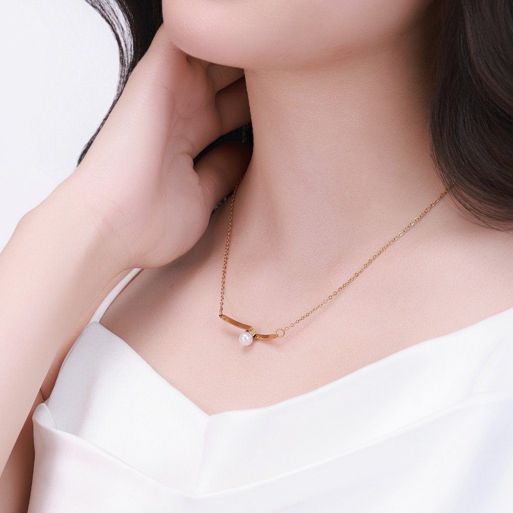 Dây liền mặt nữ mạ vàng cao cấp, phong cách thanh lịch, thiết kế hiện đại - DOJI