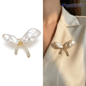 WANYEDI Trâm Cài, Tông Màu Vàng Như Bướm Trâm Cài, Kim Cương Giả Chính Thức Cao Cấp Thanh Lịch Lapel Pin Sự Kiện Đặc Biệt