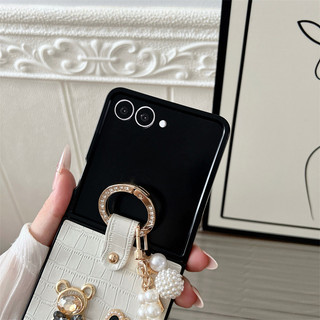 Ốp Lưng Vòng Tay Ngọc Trai Họa Tiết Cá Sấu Cho Samsung Galaxy Z Flip 7 Flip 7FE Z Flip 6 Z Flip 5 Z Flip 4 Z Flip 3 Sang Trọng Gấu Kim Cương Nhẫn Khóa
