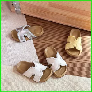Dép đế mềm HT3 Girl Thiết kế Cutout sành điệu‌ Hoàn hảo cho mùa hè thoải mái và thoáng khí TH3