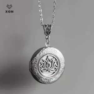 Mặt dây chuyền hoa sen cổ điển có thể mở màu bạc Khung ảnh bằng thép không gỉ Charm Nelace dành cho nữ Quà tặng trang sức nam [Mina]