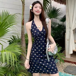 Đầm dây in hình mùa hè Phong cách mới Phong cách Pháp sang trọng Ôm hơn Váy ngắn thời trang cổ chữ V