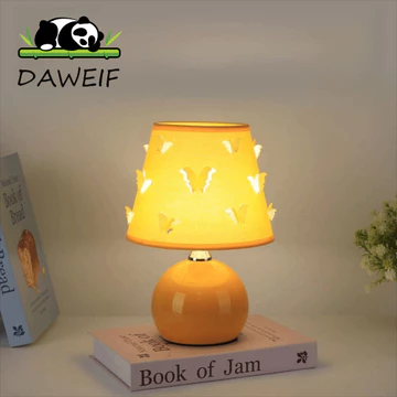 Đèn bàn kim loại DAWEIF, Đèn bàn bằng kim loại hình nón, Đèn xung quanh đầu giường, Công tắc nút cổ điển 3 đèn màu 3D Bướm chụp đèn Vải Đèn bàn đầu giường