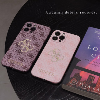 Dành Cho iphone 17promax 17 17pro 16 16PM 16pro 15 14 13 Pro Max Ốp Điện Thoại Guess Monogram Vỏ Điện Thoại | Họa tiết Camo màu tím với Logo thương hiệu | Vỏ bảo vệ dạo phố đô thị