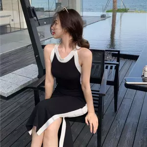 Váy Vest dệt kim không tay cổ điển Hàn Quốc mùa hè Thiết kế thích hợp Slim-fit Slimer Look Tính khí phù hợp cho mọi trận đấu giữa