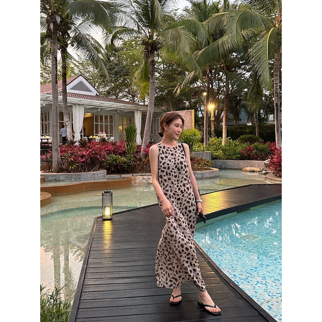 <![Giảm giá 50%] Đầm da báo dài không tay phong cách đơn giản cho kỳ nghỉ du lịch hè