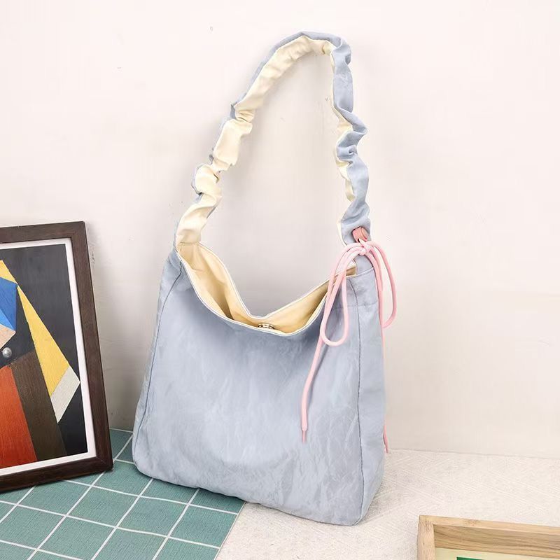 Túi đeo vai nữ sang trọng nhẹ chính hãng Niche