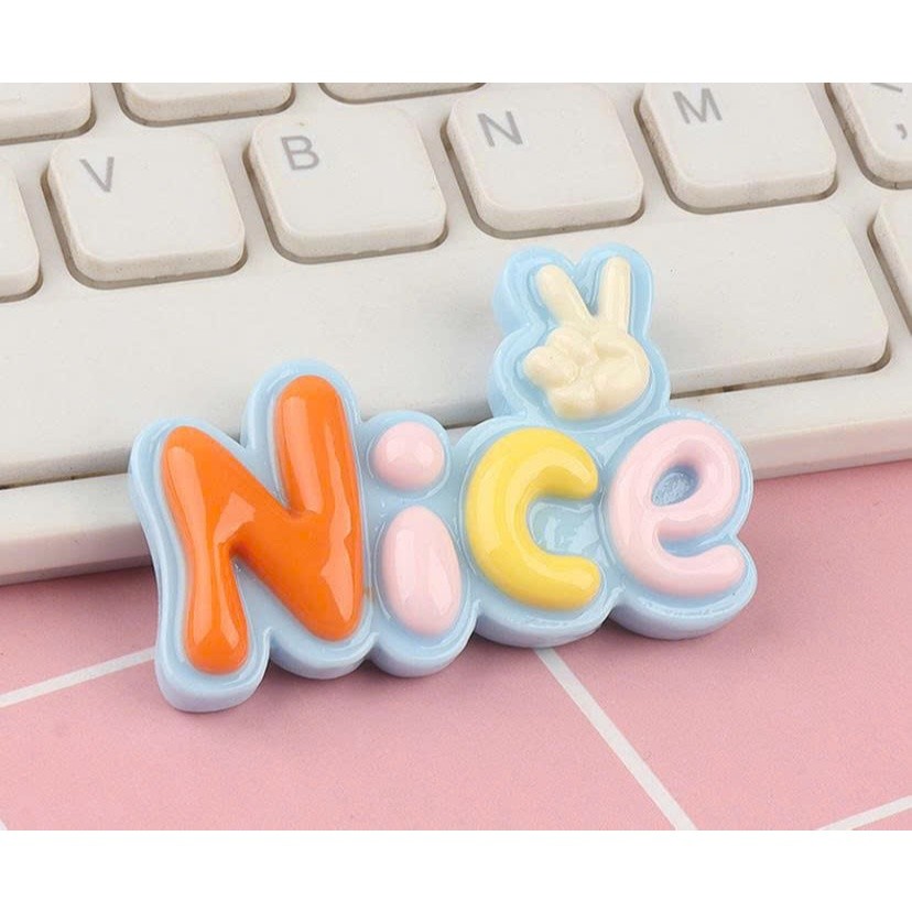 Set Charm Chữ Pastel “LOVE – MISS – NICE” Cute Baby – Charm Gắn Dép Xinh Xắn Hot Trend 👟✨