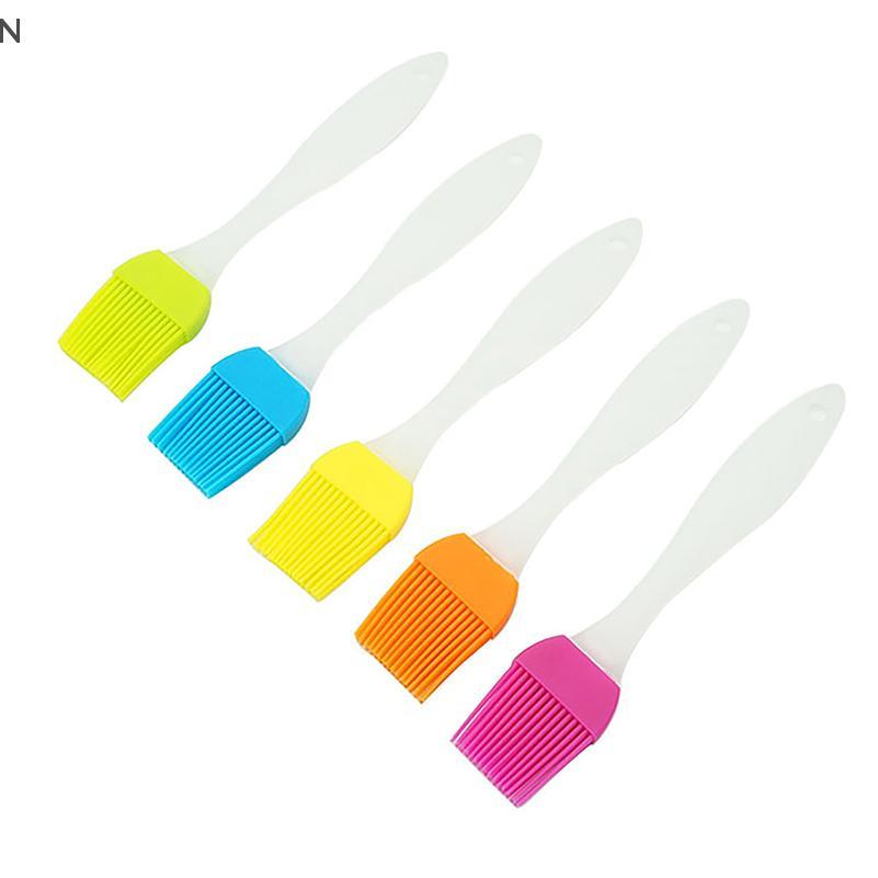 NS Bộ dụng cụ nhà bếp bằng silicon: bàn chải dầu, khuôn nướng, phụ kiện đa năng