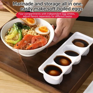 Hộp đựng trứng bằng nhựa có 4 khe riêng biệt để làm trứng luộc mềm