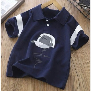 Áo polo cộc tay dành cho bé trai 18-52kg mẫu in họa tiết MŨ. Chất liệu vải thóng mát, co dãn nhẹ. NL4