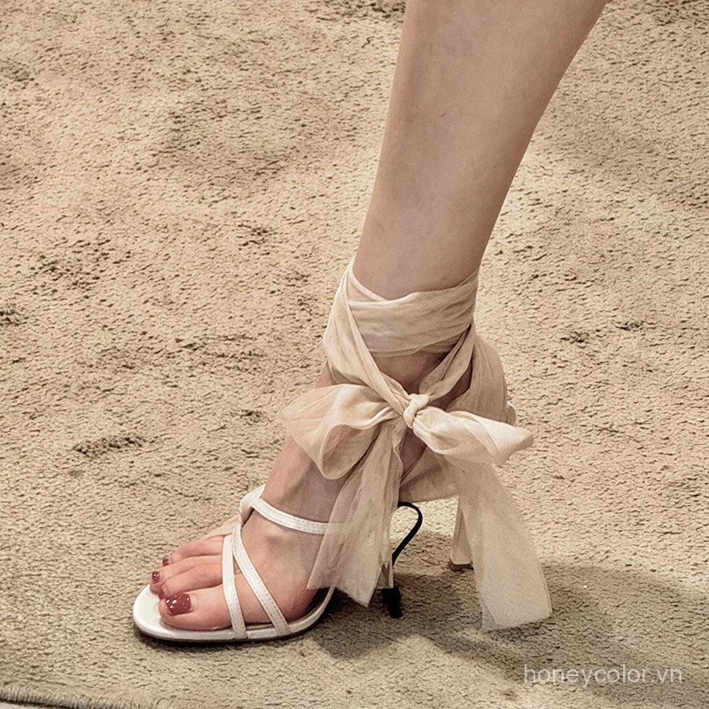 Niche Strappy Tuyệt Đẹp OpenToe Xăng đan Cao Gót Cho Nữ Mùa Hè 2026 Phong Cách Mới Phù Hợp Với Váy Phong Cách Pháp Giày Đơn