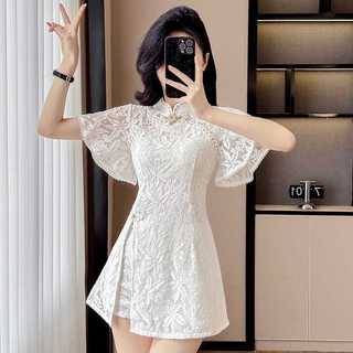 Bộ váy và quần short hai mảnh kiểu Trung Quốc, tay chuông phối ren, dáng ôm, phong cách mùa hè mới.