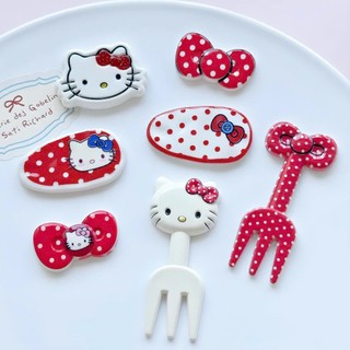 Set Charm Hello Kitty Nơ Đỏ Chấm Bi Siêu Xinh – Charm Gắn Dép Ngộ Nghĩnh Dễ Thương- Dĩa mèo kitty