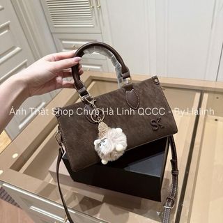 Yichen - Túi Dáng Chữ Nhật Quai Xách Sk Charm Bông