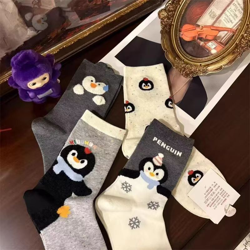 [1 Gói] Tất nữ hoạt hình dễ thương, ống giữa, chim cánh cụt, thiết kế đơn giản