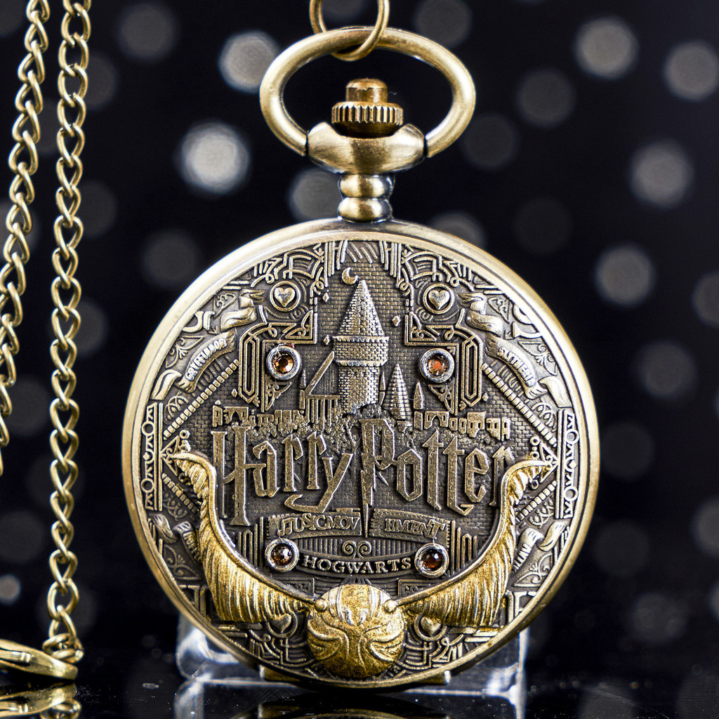 Đồng hồ treo tường phong cách Harry Potter - đồng hồ retro với thiết kế phong cảnh biển vàng và mặt số bằng thạch anh