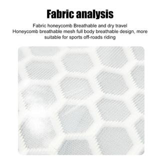 Áo vest chạy bộ HOMELYHUB với túi đựng bình nước và giá đỡ điện thoại, thiết kế phản quang, làm từ nylon nhẹ và chống thấm nước.