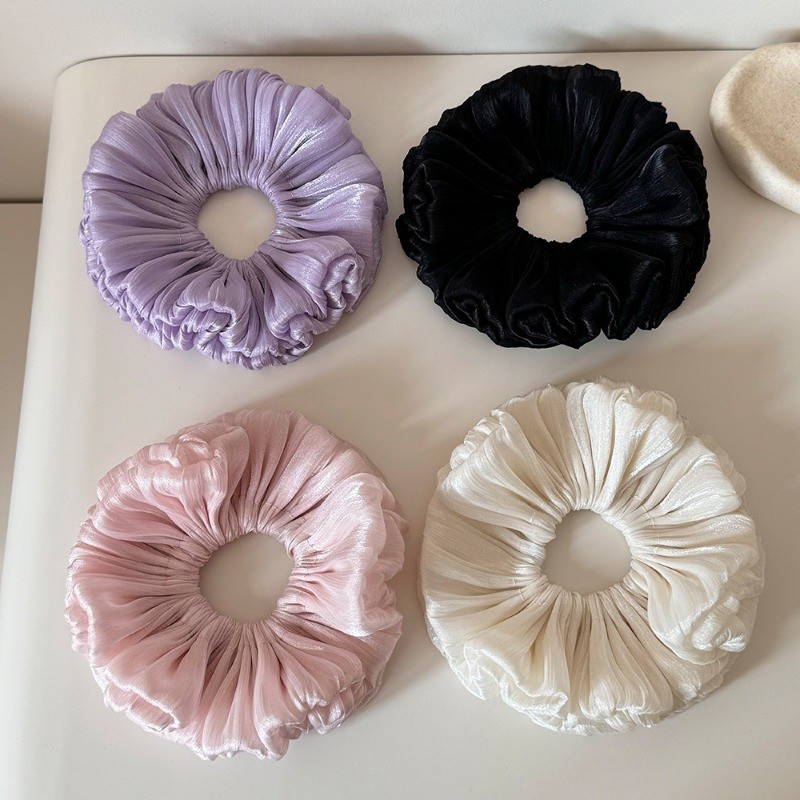 Hululu Scrunchy cao cấp dáng xếp ly nhẹ nhàng, phù hợp tóc ngắn và trung bình, thiết kế ngọt ngào phong cách Hàn Quốc