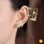 Bông tai đinh tán cỏ bốn lá cổ điển từ ngọc Hetian, phù hợp dành cho bé gái