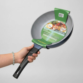 Chảo Chống Dính 24cm Nhôm Đúc Nguyên Khối Phương Trang Dùng Cho Bếp Gas Và Bếp Hồng Ngoại