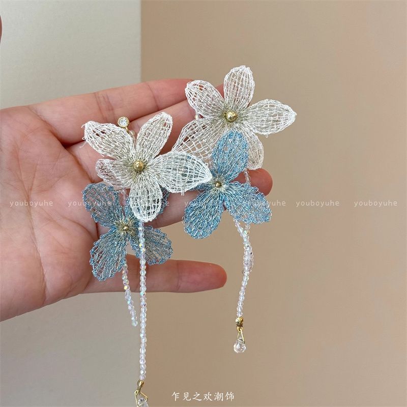 Bông tai hoa pha lê tương phản thêu thủ công, phù hợp cho chuyến du lịch và kỳ nghỉ bãi biển ngọt ngào và lãng mạn