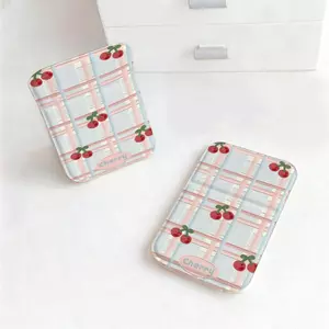 Lưới cherry đỏ Gương Phụ Kiện Gập Nhỏ Gọn, Quà Tặng Bạn Bè Siêu Đẹp