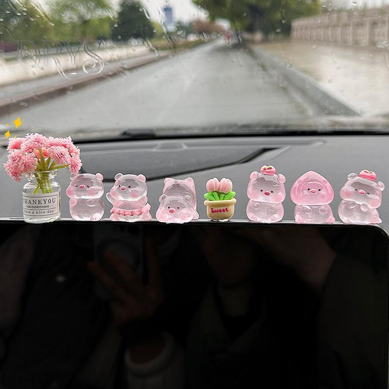 (TFT) 1 Bộ Đồ Trang Trí Ô Tô Dễ Thương Hoạt Hình Nhựa Heo Mô Hình Bảng Điều Khiển Trung Tâm Ô Tô Trang Trí Nội Thất Ô Tô Bảng Điều Khiển Phụ Kiện MỚI