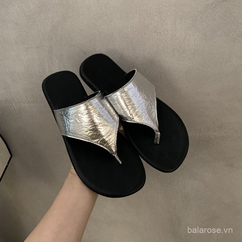 Niche Flat Toe Clipon Dép Nữ Mặc Ngoài Trời 2026 Mới Mùa Hè Thời Trang La Mã Dép Đi Biển