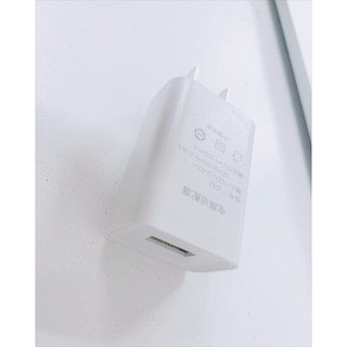 Cốc sạc  5V1A (5W)  dùng cho các thiết bị công suất nhỏ như đèn led, camera, quạt cầm tay, loa bluetooth,..