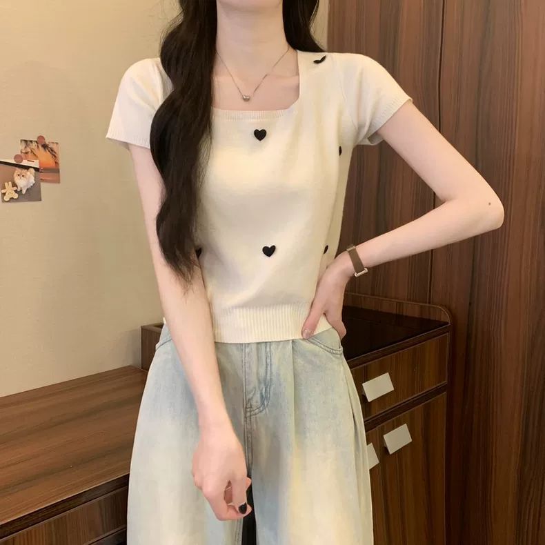 Áo hoodie cổ tròn thu đông, dáng rộng, chất liệu nhung - Phong cách thời trang giản dị