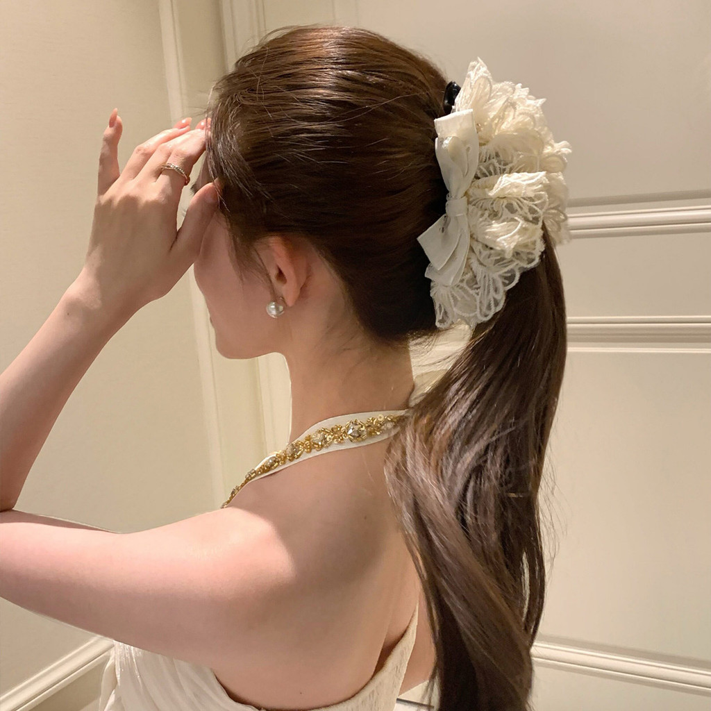 Kẹp tóc nơ ren trắng thanh lịch Kẹp chuối