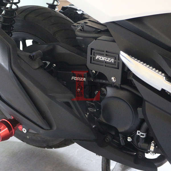 Vỏ bảo vệ túi cao áp sửa đổi Honda FORZA 350 NSS350 nắp trang trí đường ống dẫn dầu bánh sau